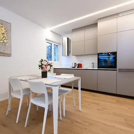 Lake Modern Suites - Free Parking Lugano Exterior photo
