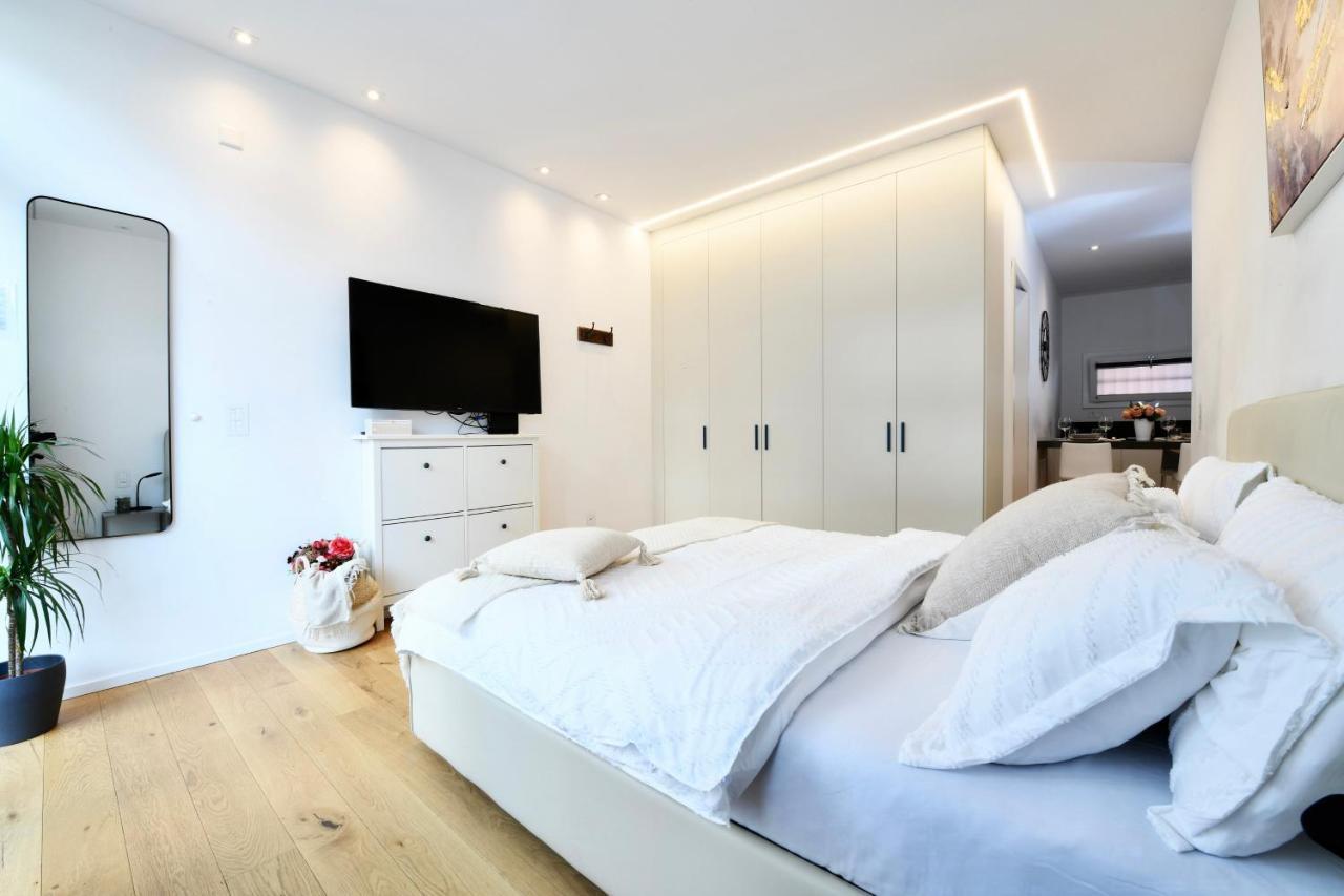 Modern - Free Parking Apartment *