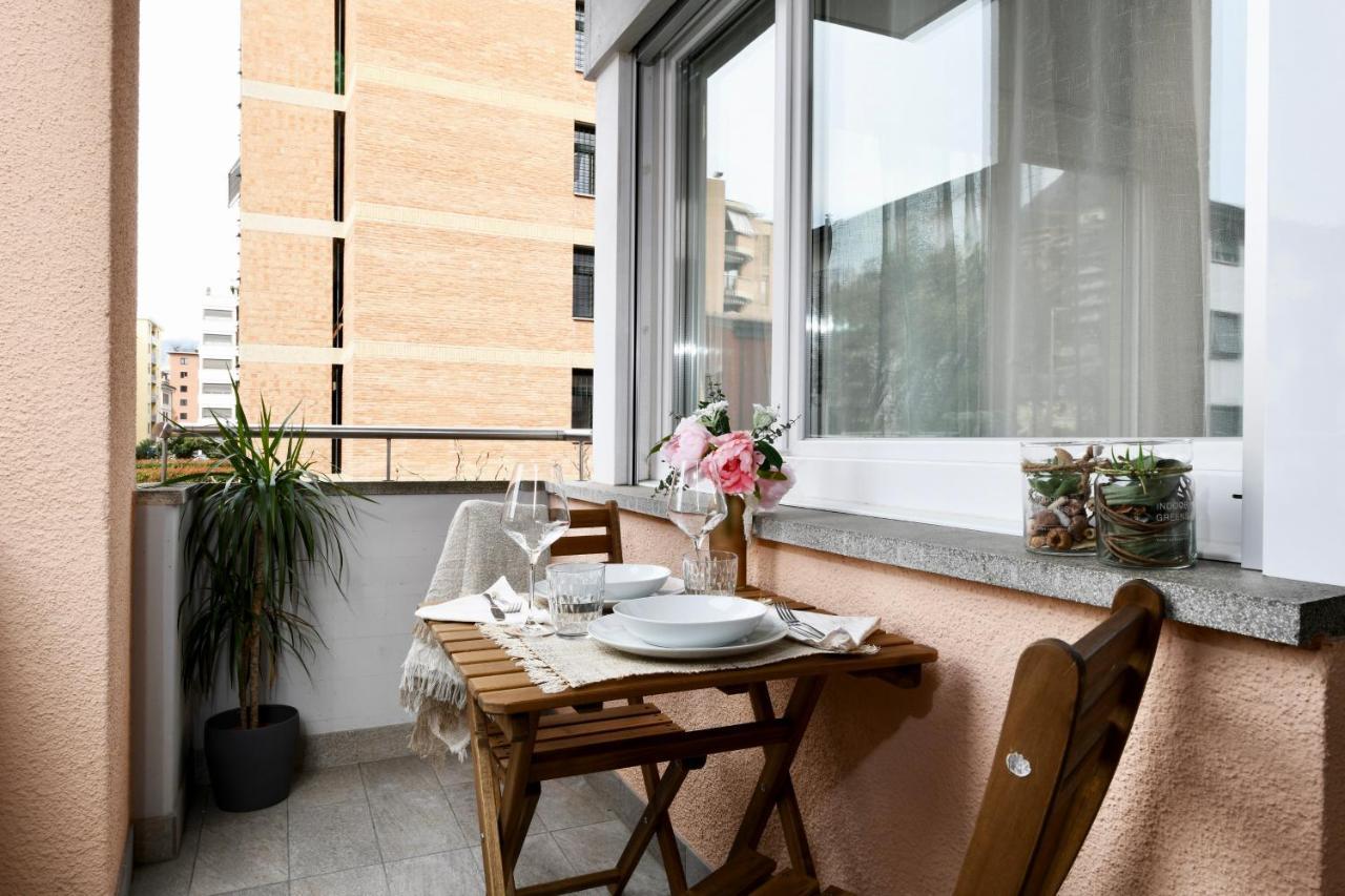 Modern - Free Parking Apartment