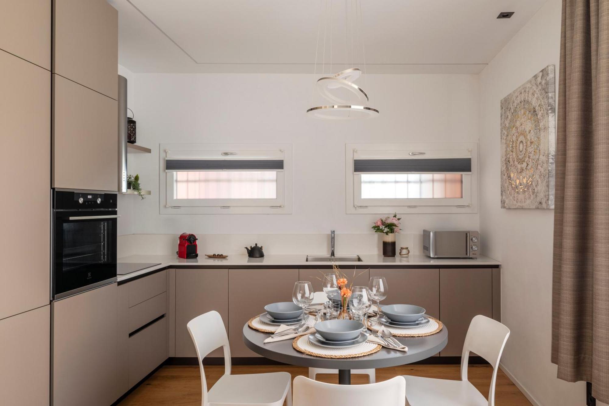 Modern - Free Parking Apartment Lugano