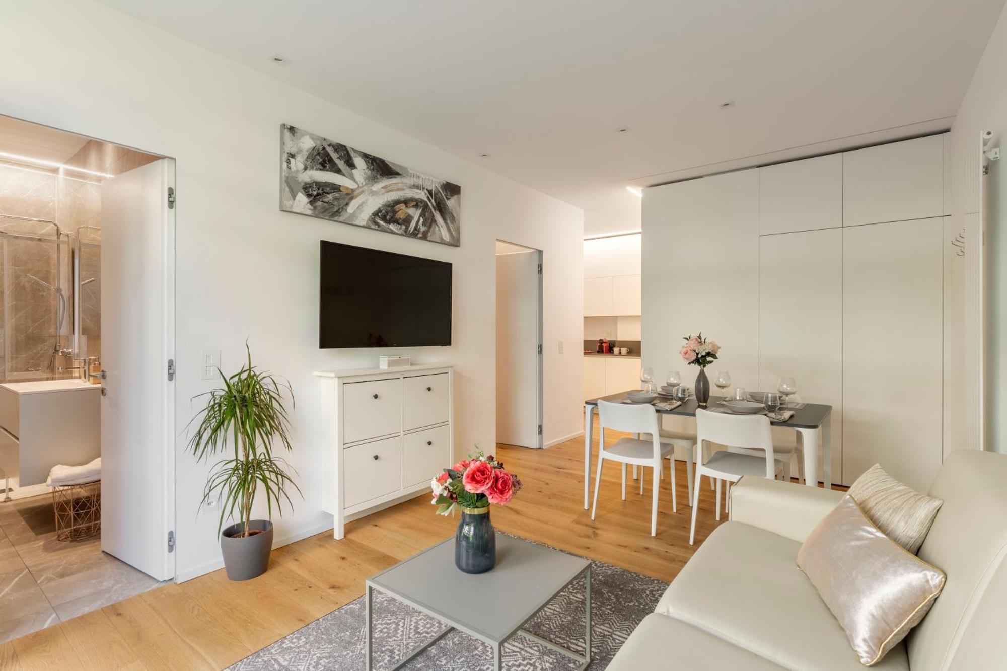 Modern - Free Parking Apartment *